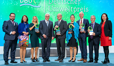 DBU-Umweltpreis. Preisträgerteam: M. van Afferden, Roland Müller, Mi-Yong Lee, W.-M. Hirschfeld. Foto: Peter Himsel/DBU